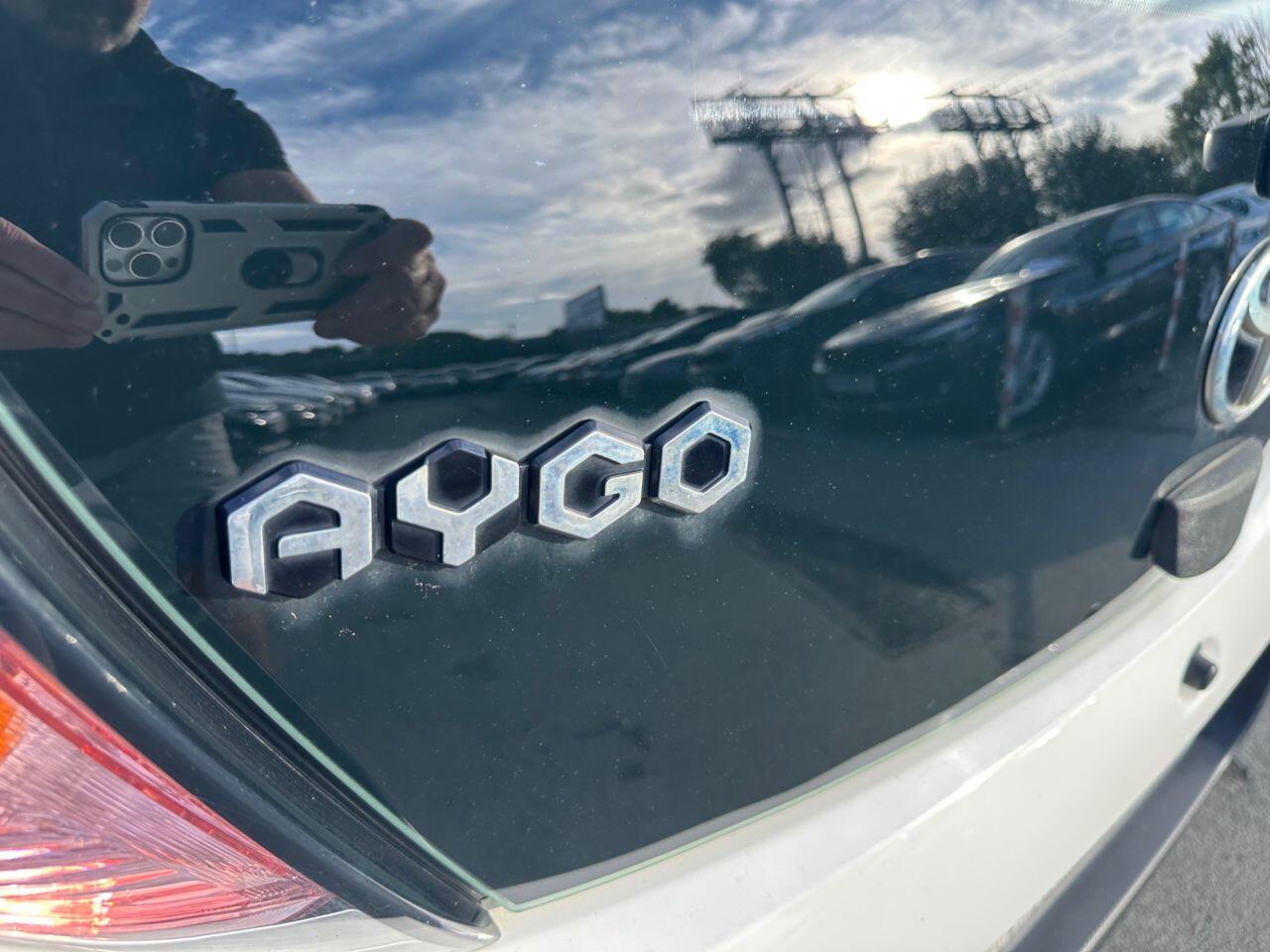 Toyota Aygo view 30