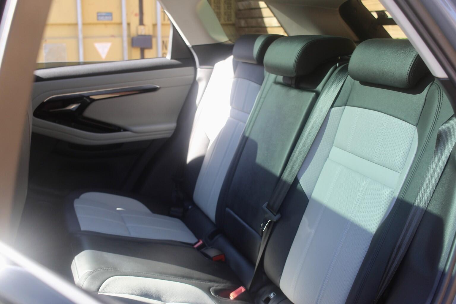 Land Rover Range Rover Evoque view 14