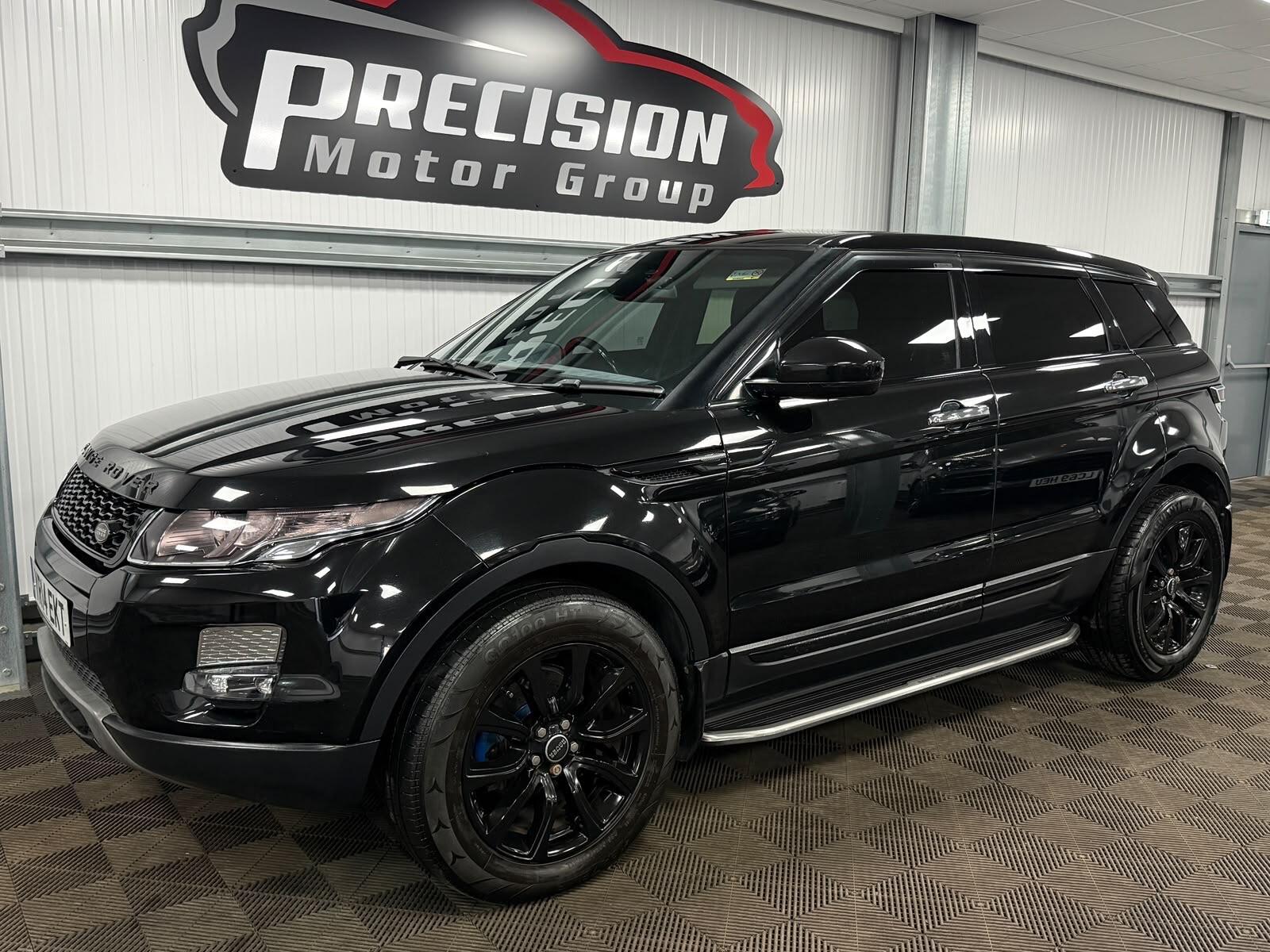 Land Rover Range Rover Evoque view 3