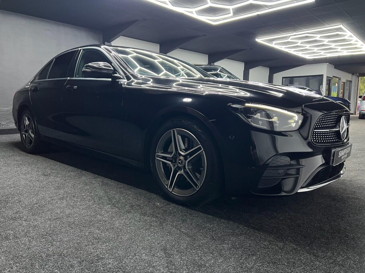 Mercedes-Benz E-Class view 17
