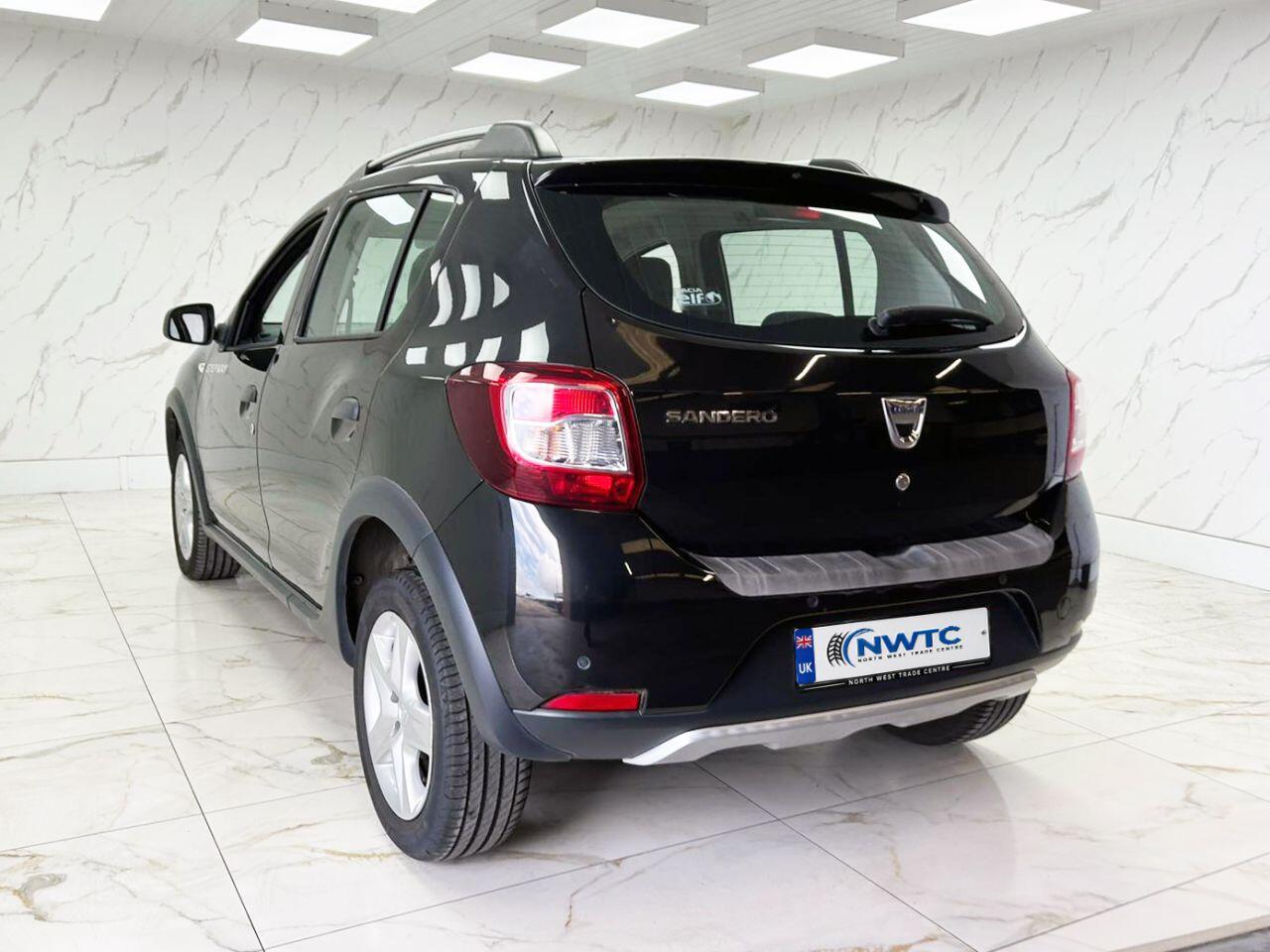 Dacia Sandero view 9
