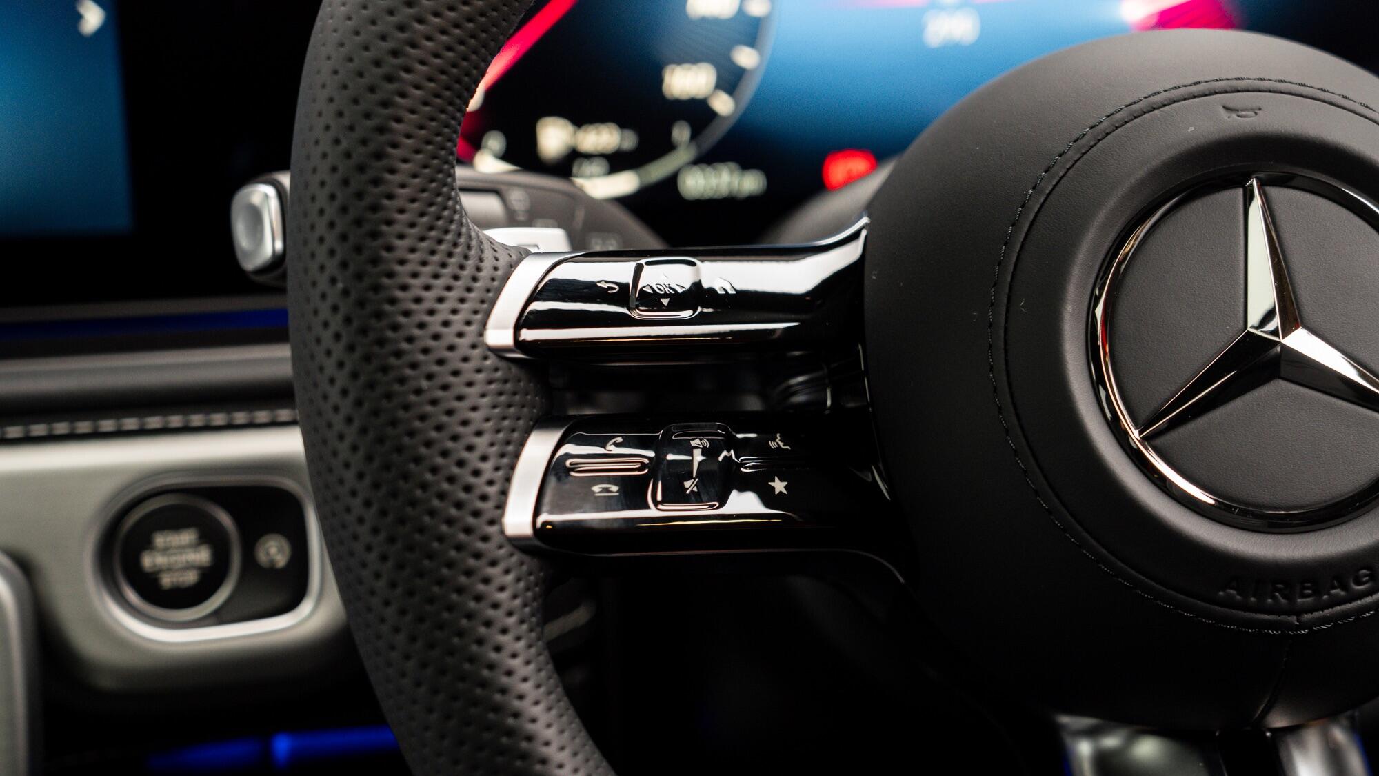Mercedes-Benz G-Class view 49