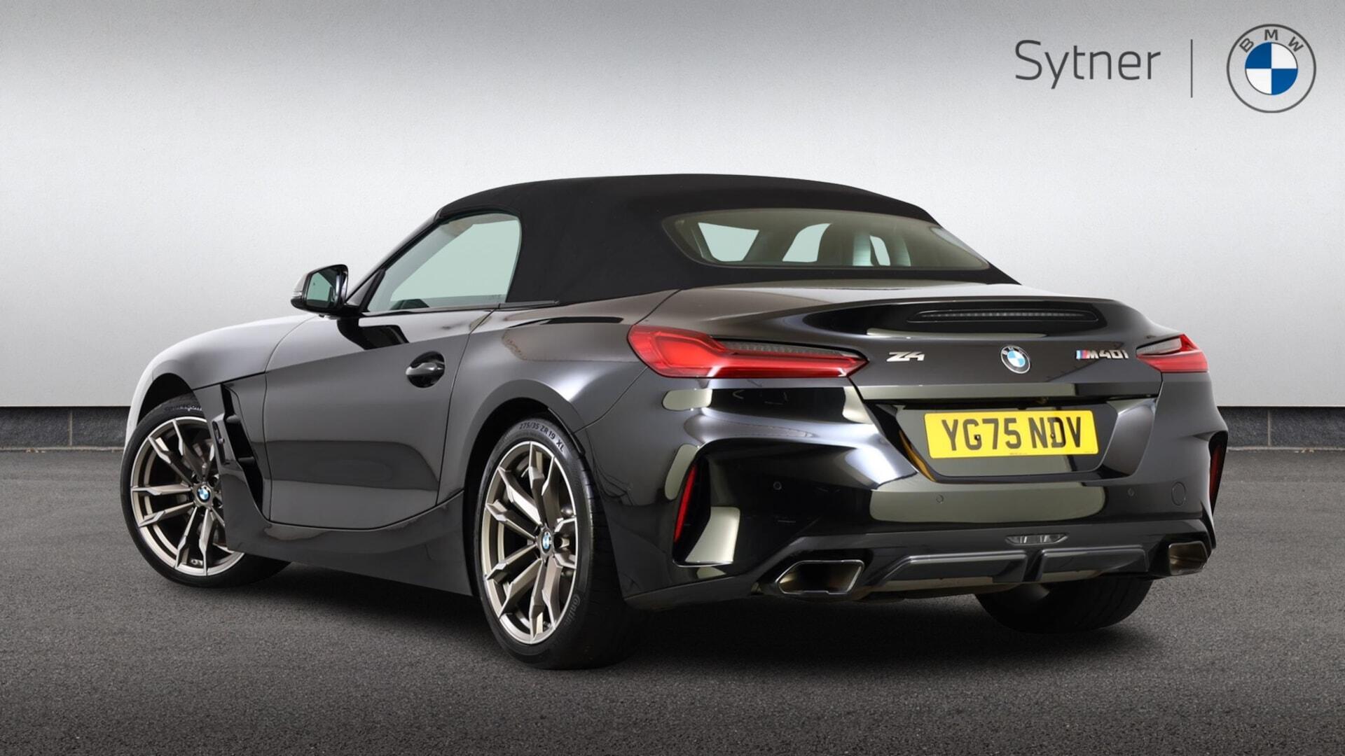 BMW Z4 view 3