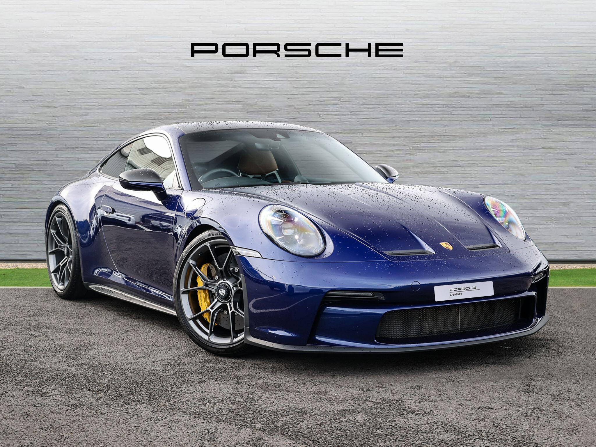 Porsche 911 view 31