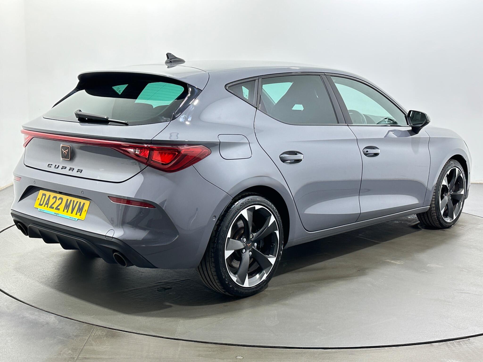 CUPRA Leon view 8