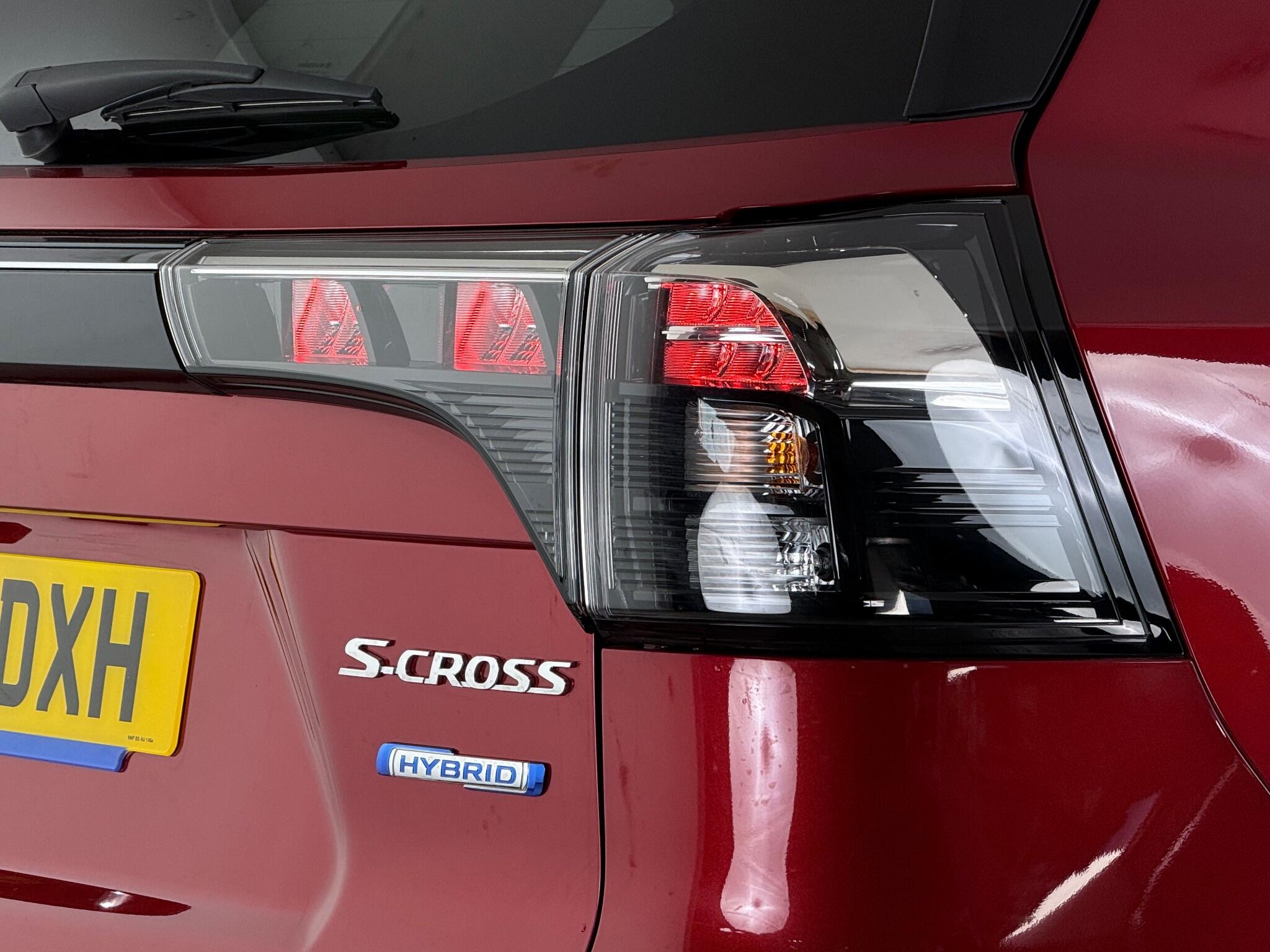 Suzuki S-Cross view 10