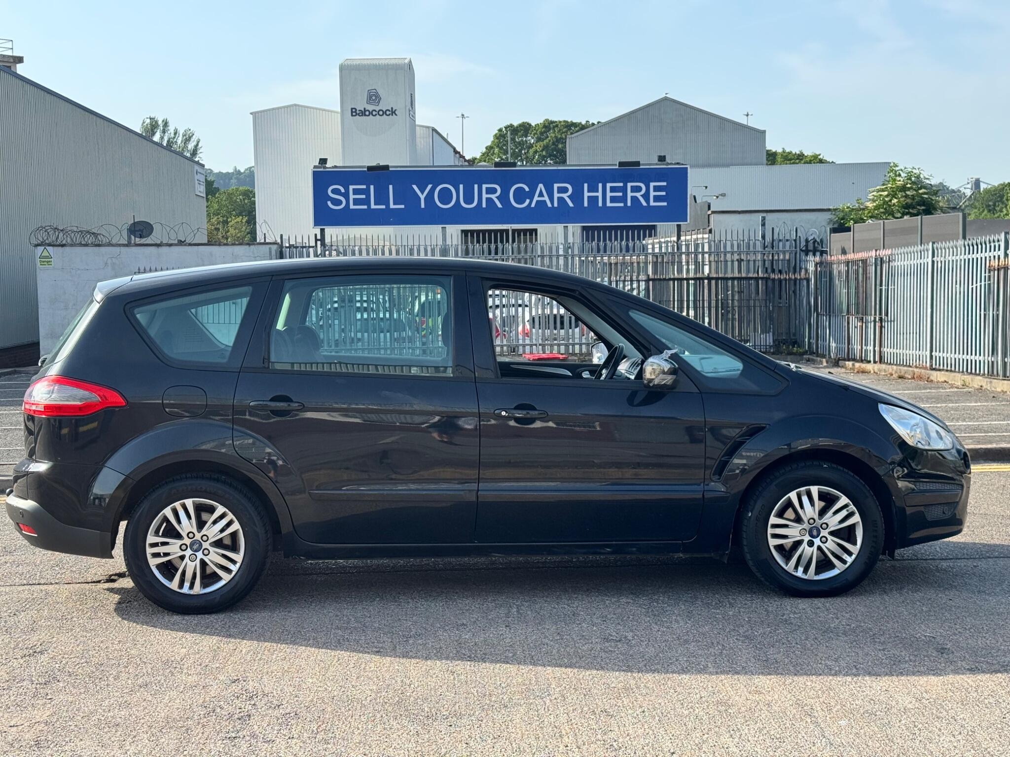 Ford S-Max view 15