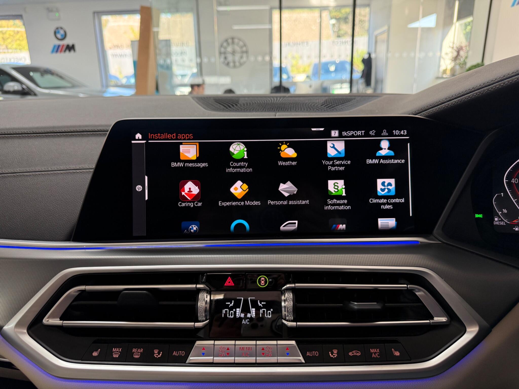 BMW X5 view 21