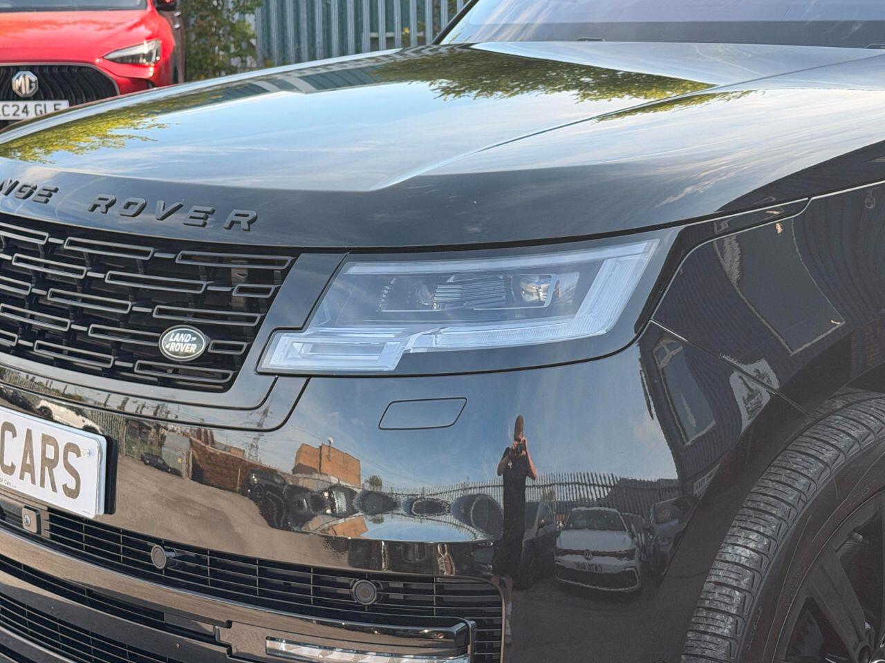 Land Rover Range Rover view 17