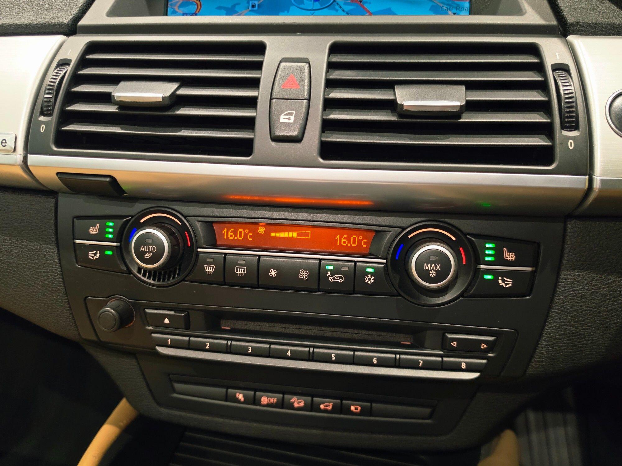 BMW X5 M view 31