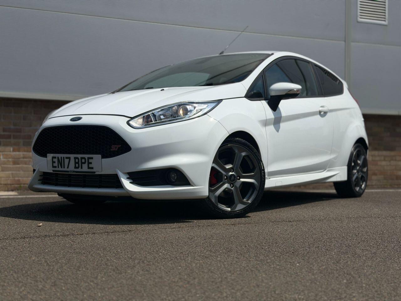 Ford Fiesta view 35