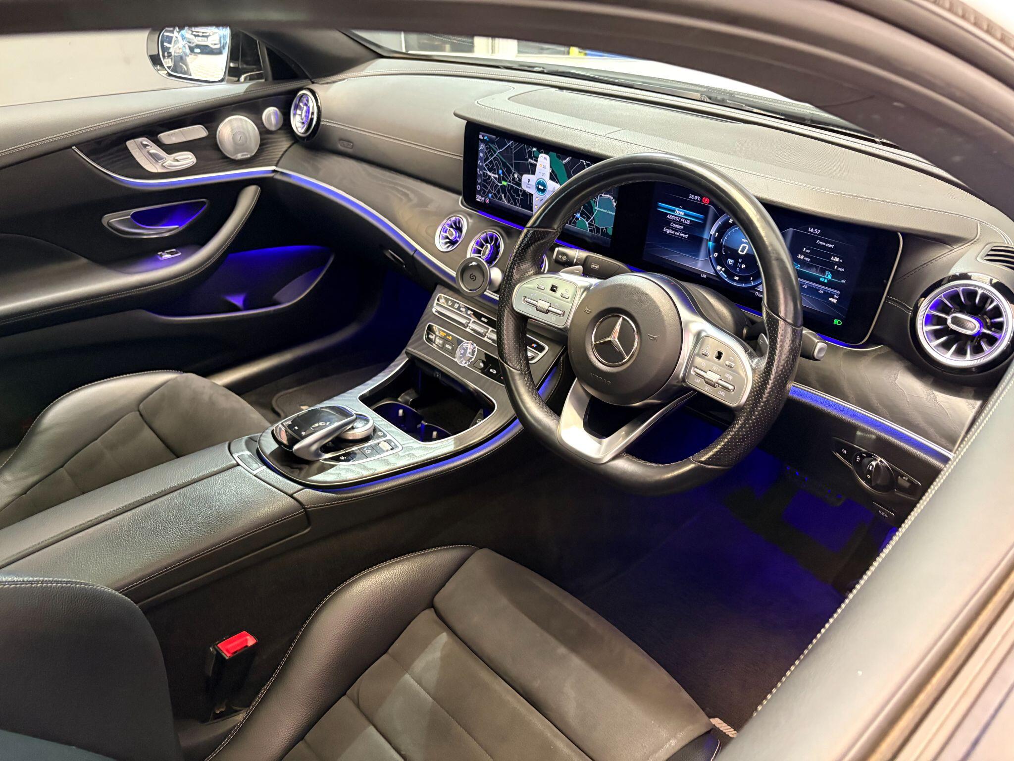 Mercedes-Benz E-Class view 34