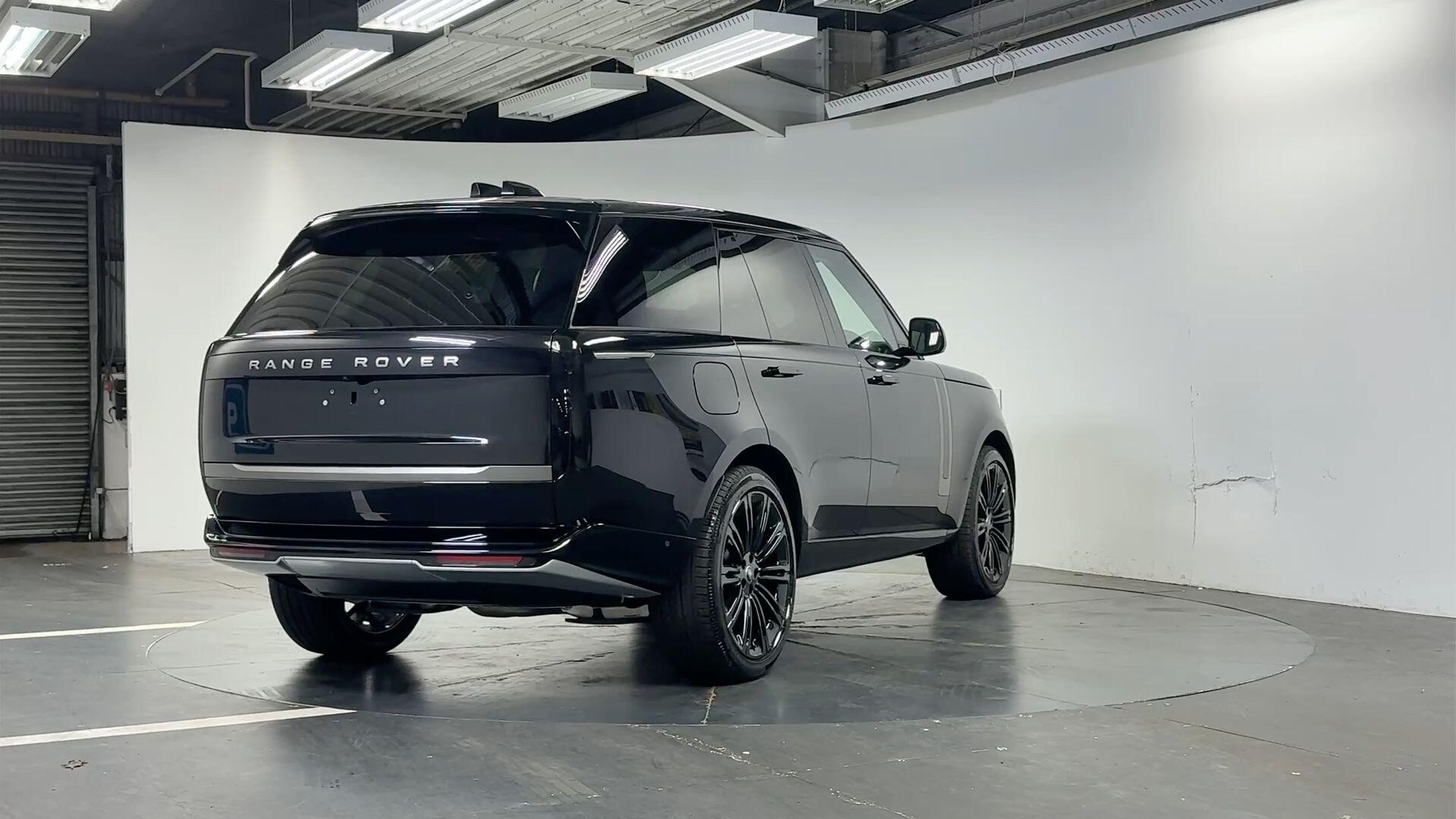 Land Rover Range Rover view 23
