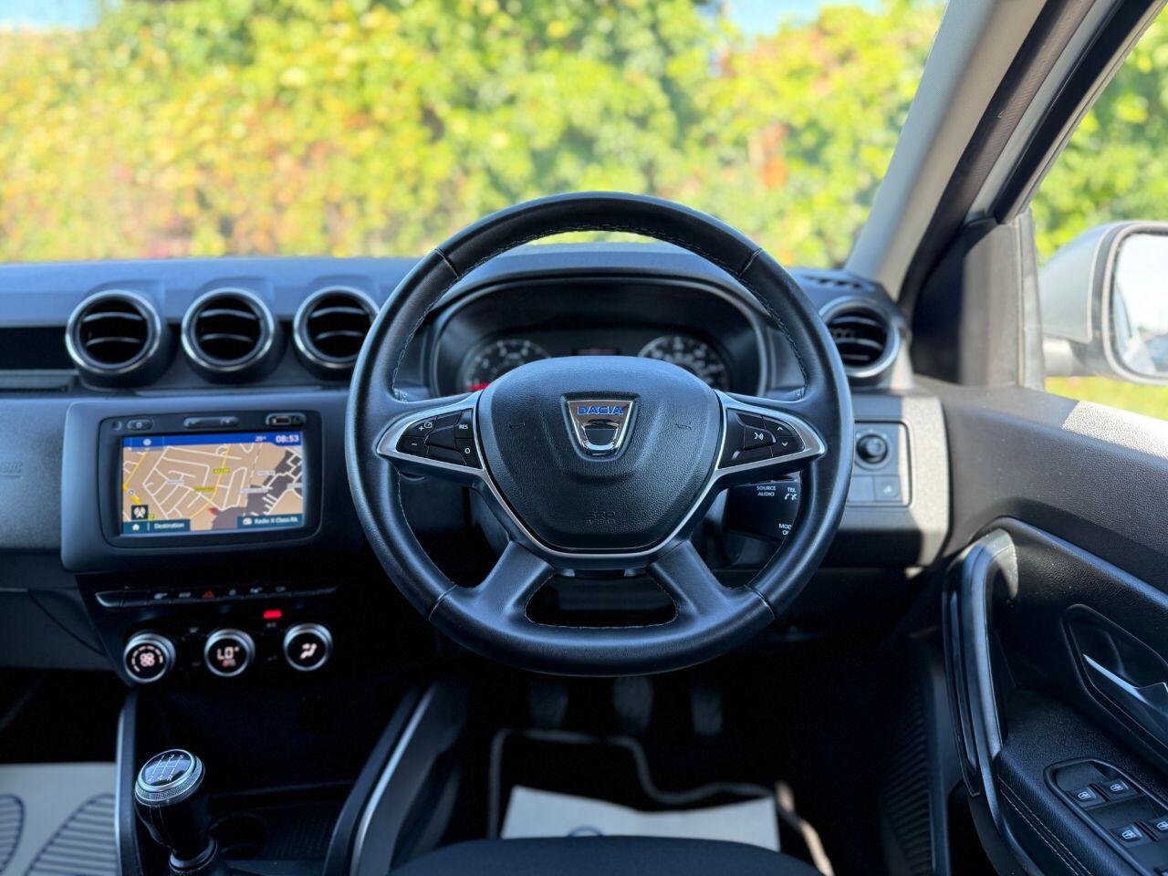Dacia Duster view 30