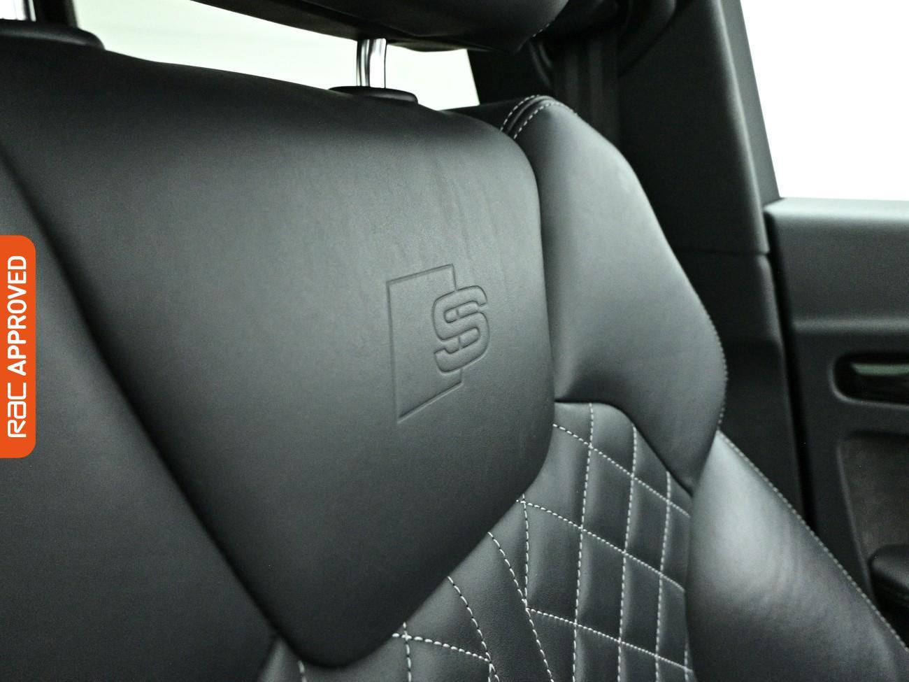Audi Q5 view 15
