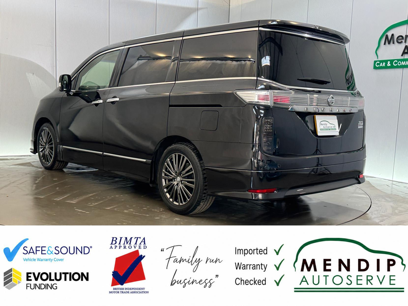 Nissan Elgrand view 13