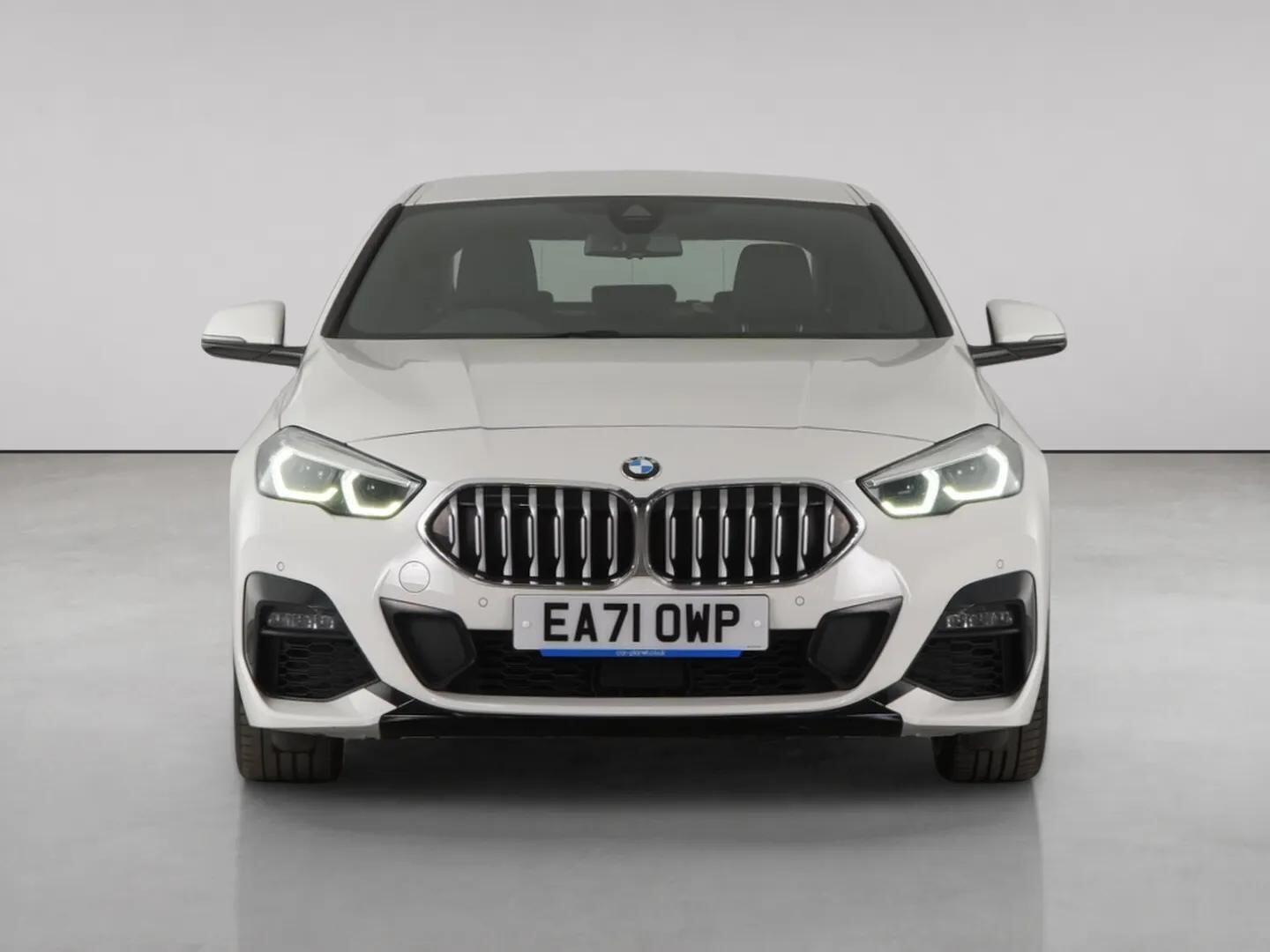 BMW 2 Series view 5
