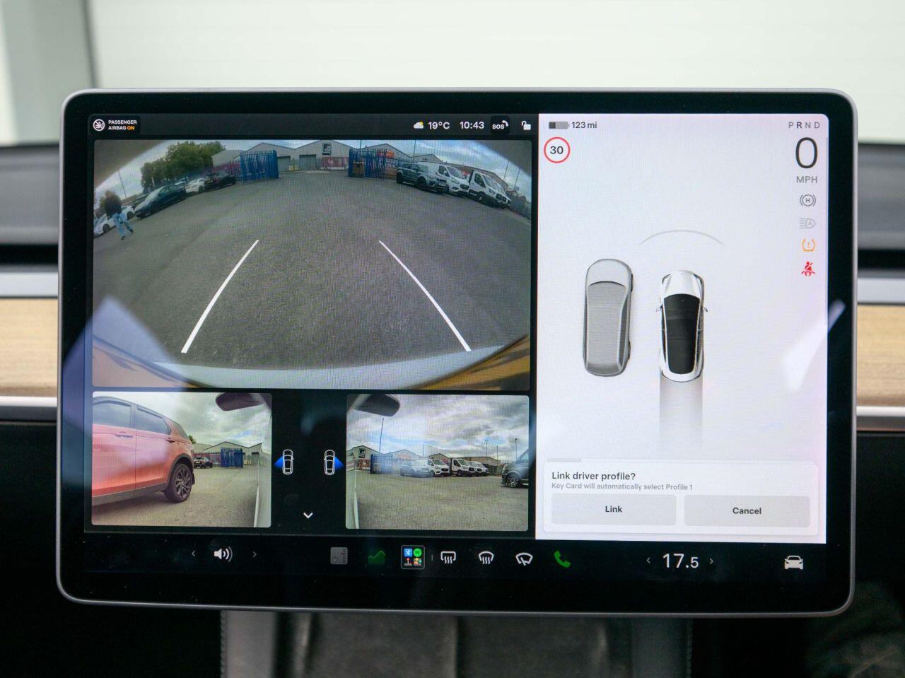 Tesla Model 3 view 25