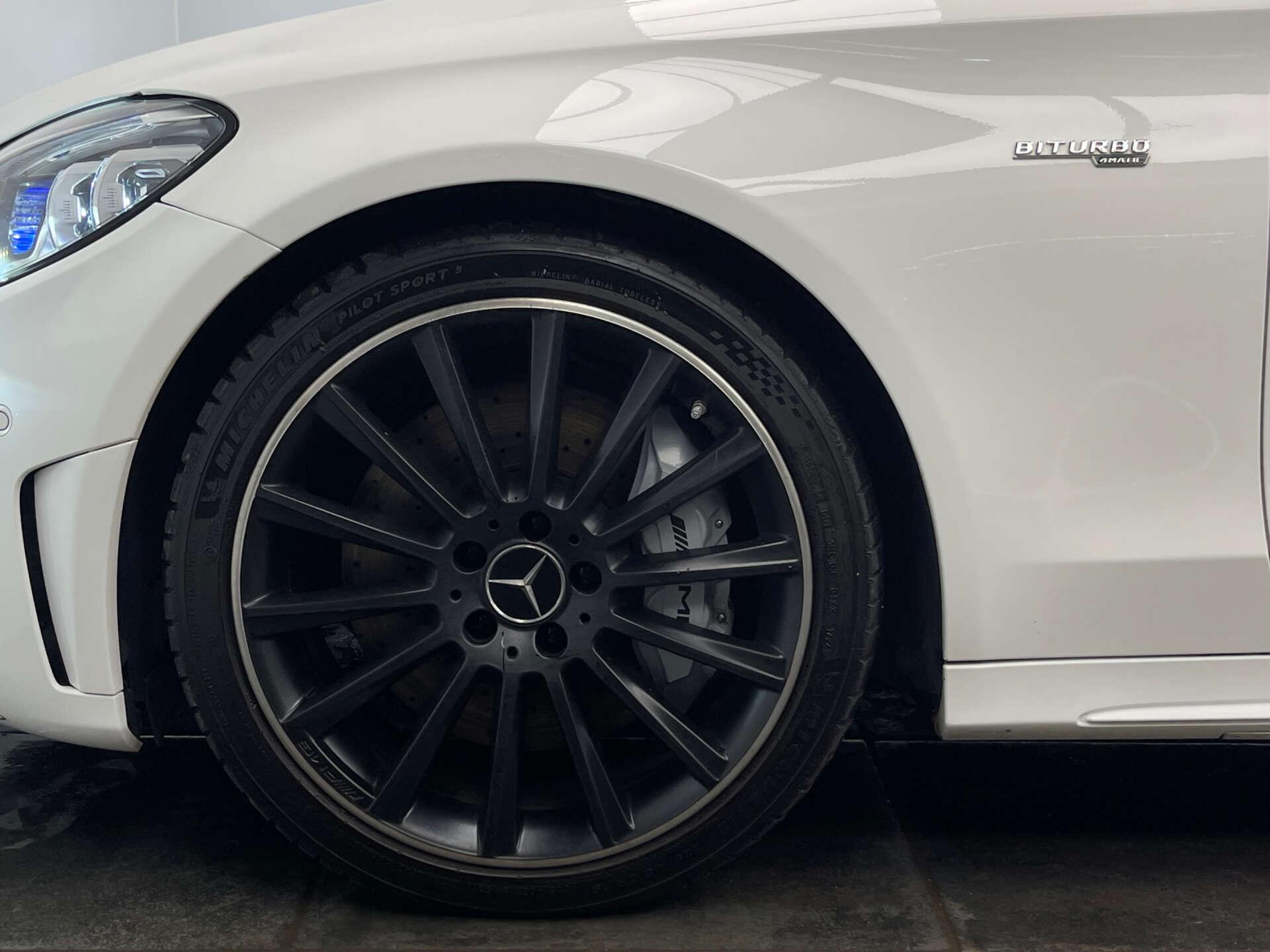 Mercedes-Benz C Class view 50