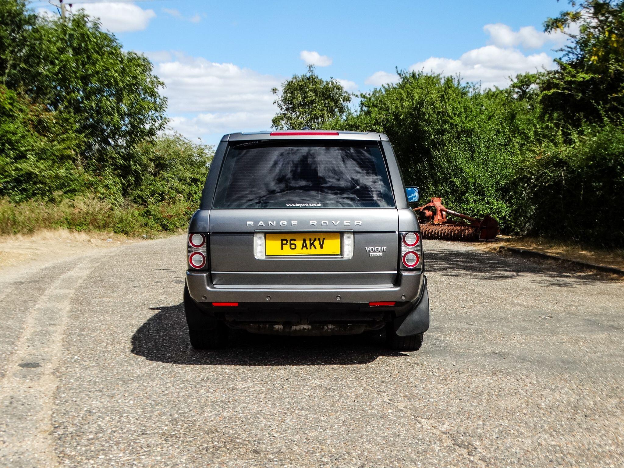Land Rover Range Rover view 10