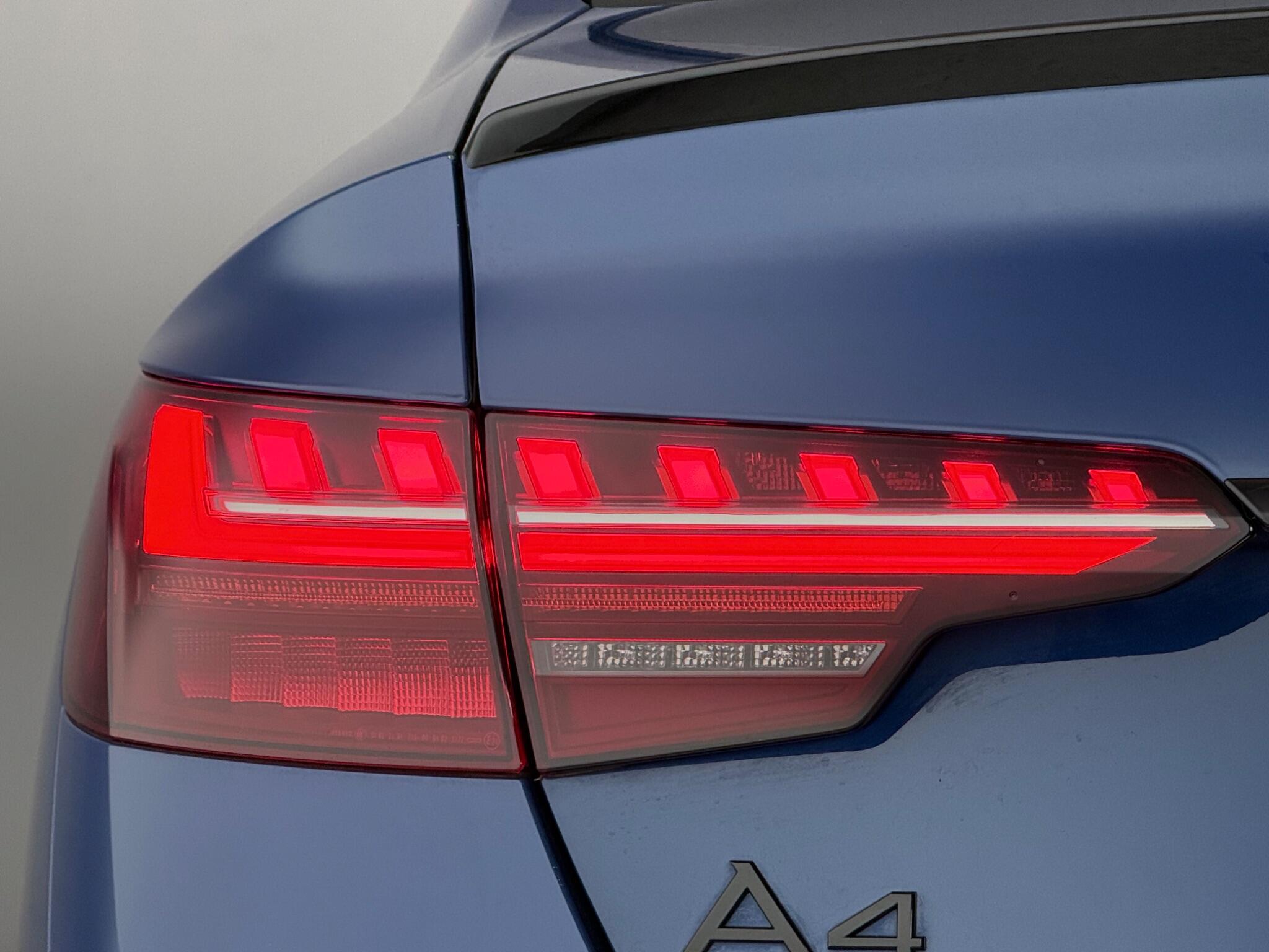 Audi A4 view 9