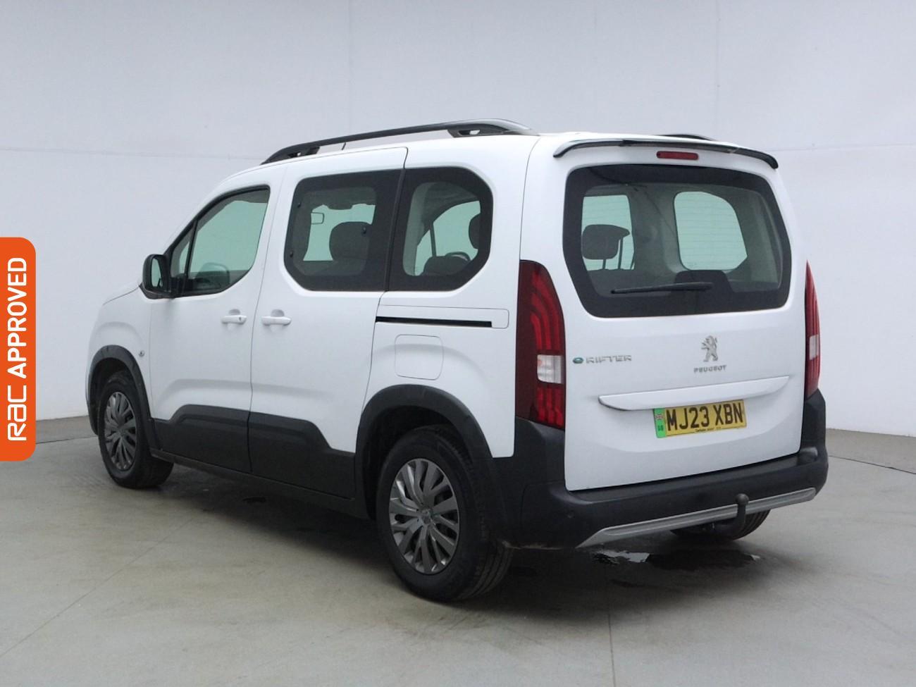 Peugeot E-Rifter view 5