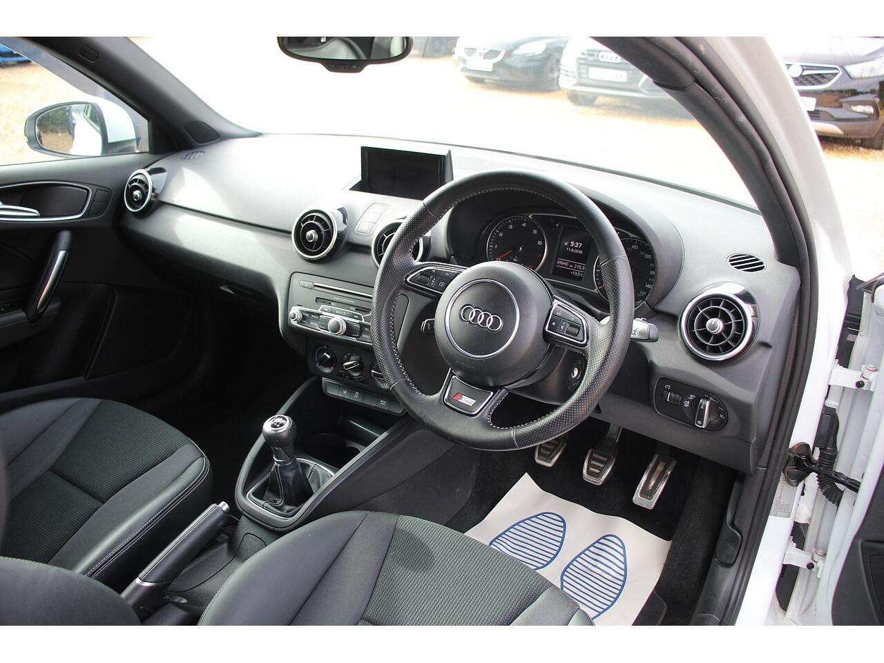 Audi A1 view 13