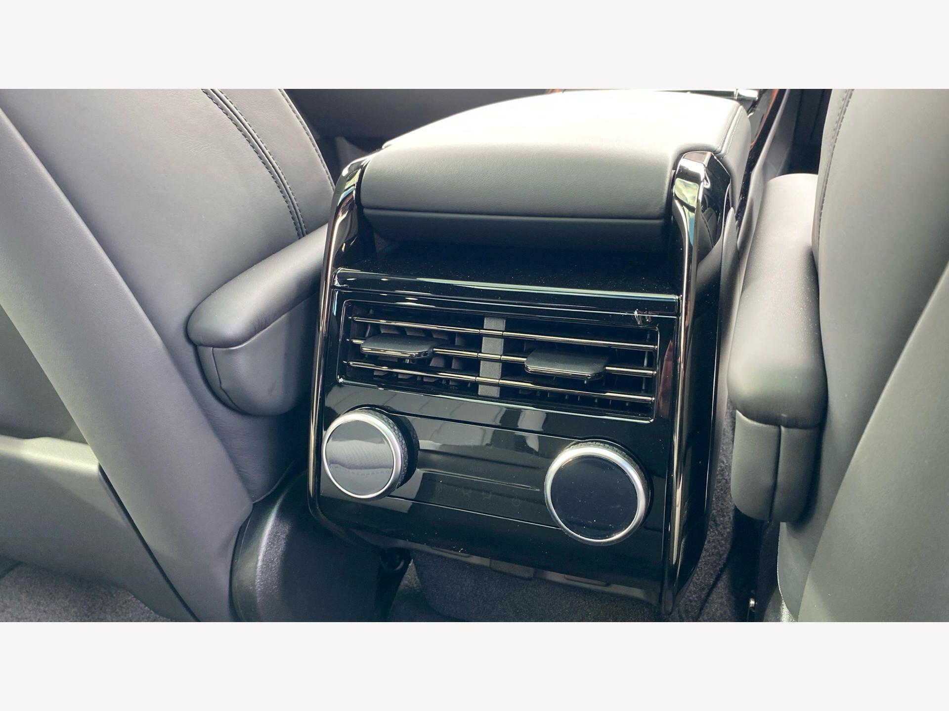 Land Rover Range Rover Sport view 22
