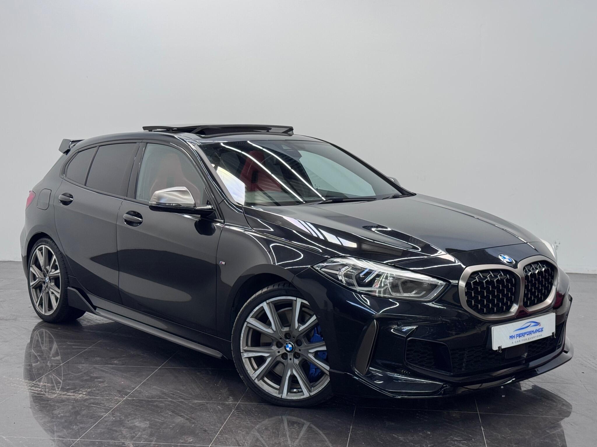 BMW 1 Series view 24
