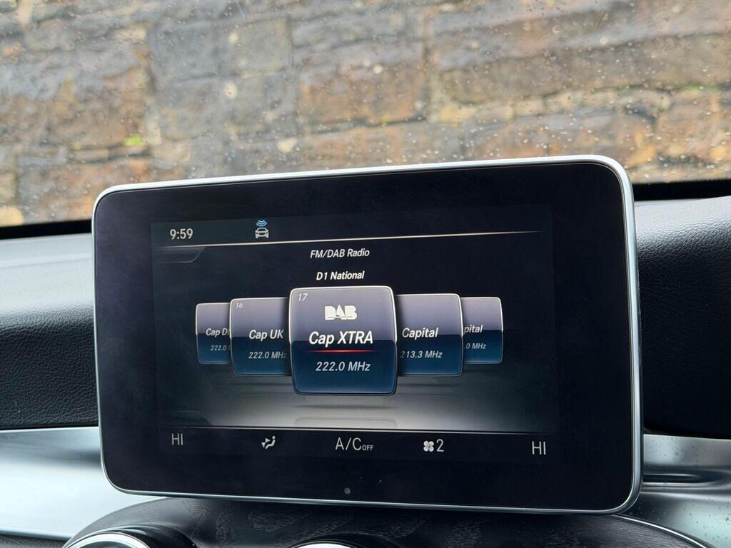 Mercedes-Benz GLC view 32