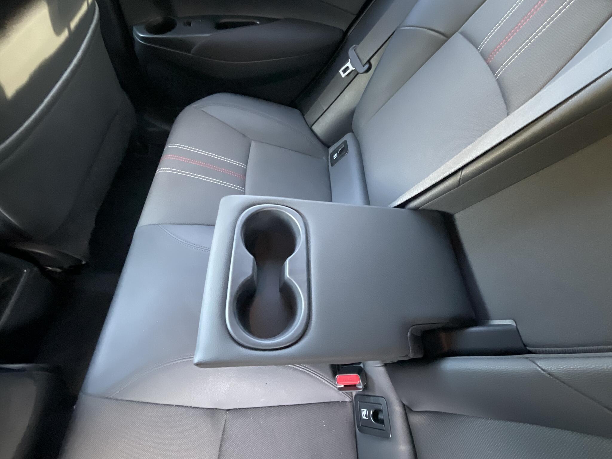 Toyota Corolla view 16