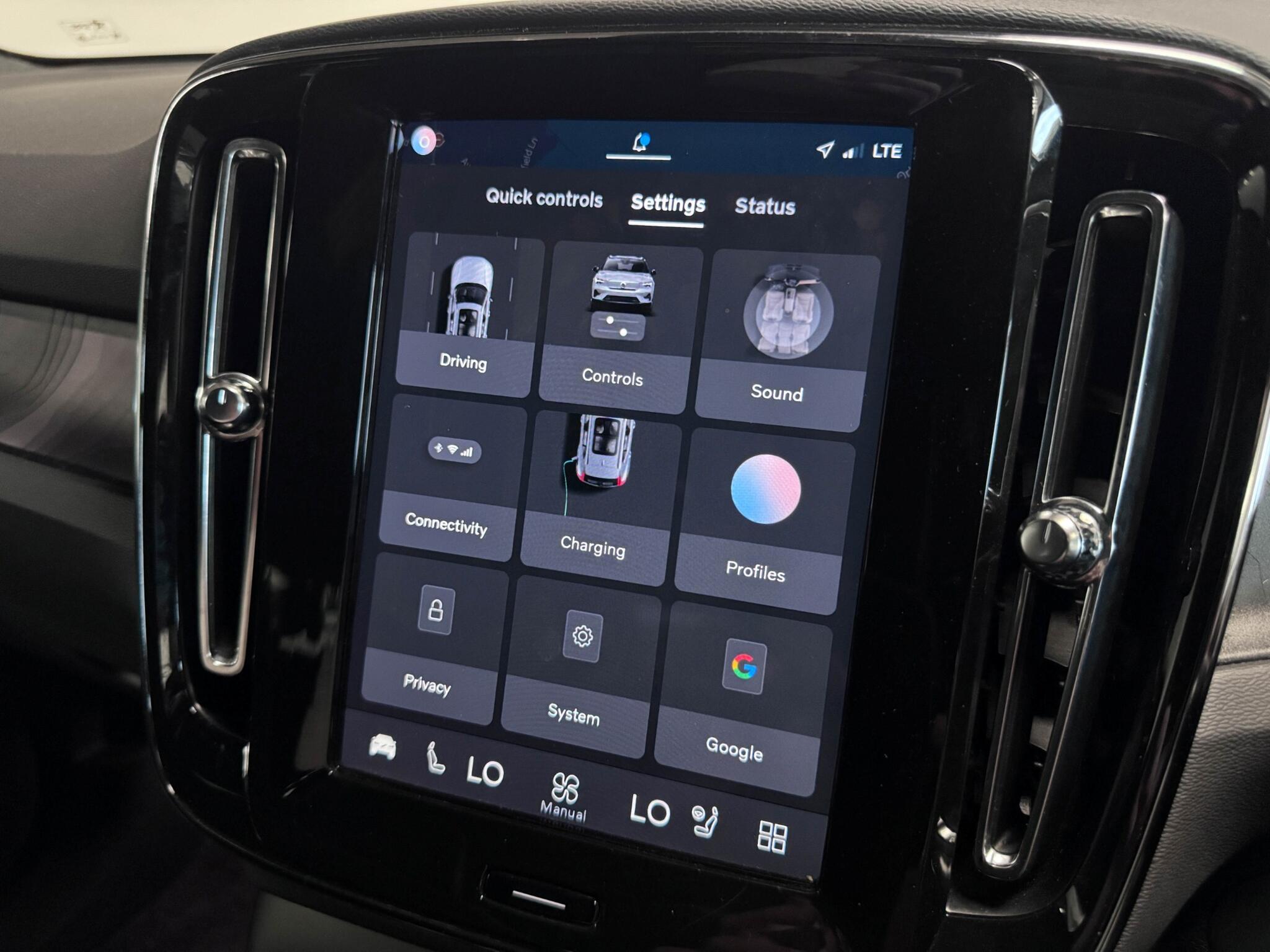 Volvo XC40 view 41