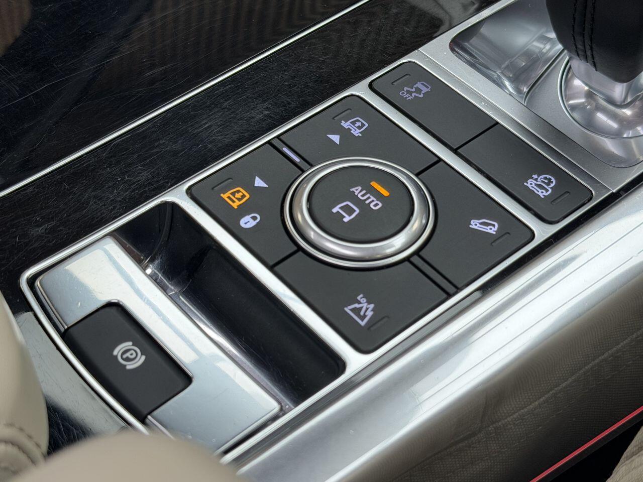 Land Rover Range Rover Sport view 38