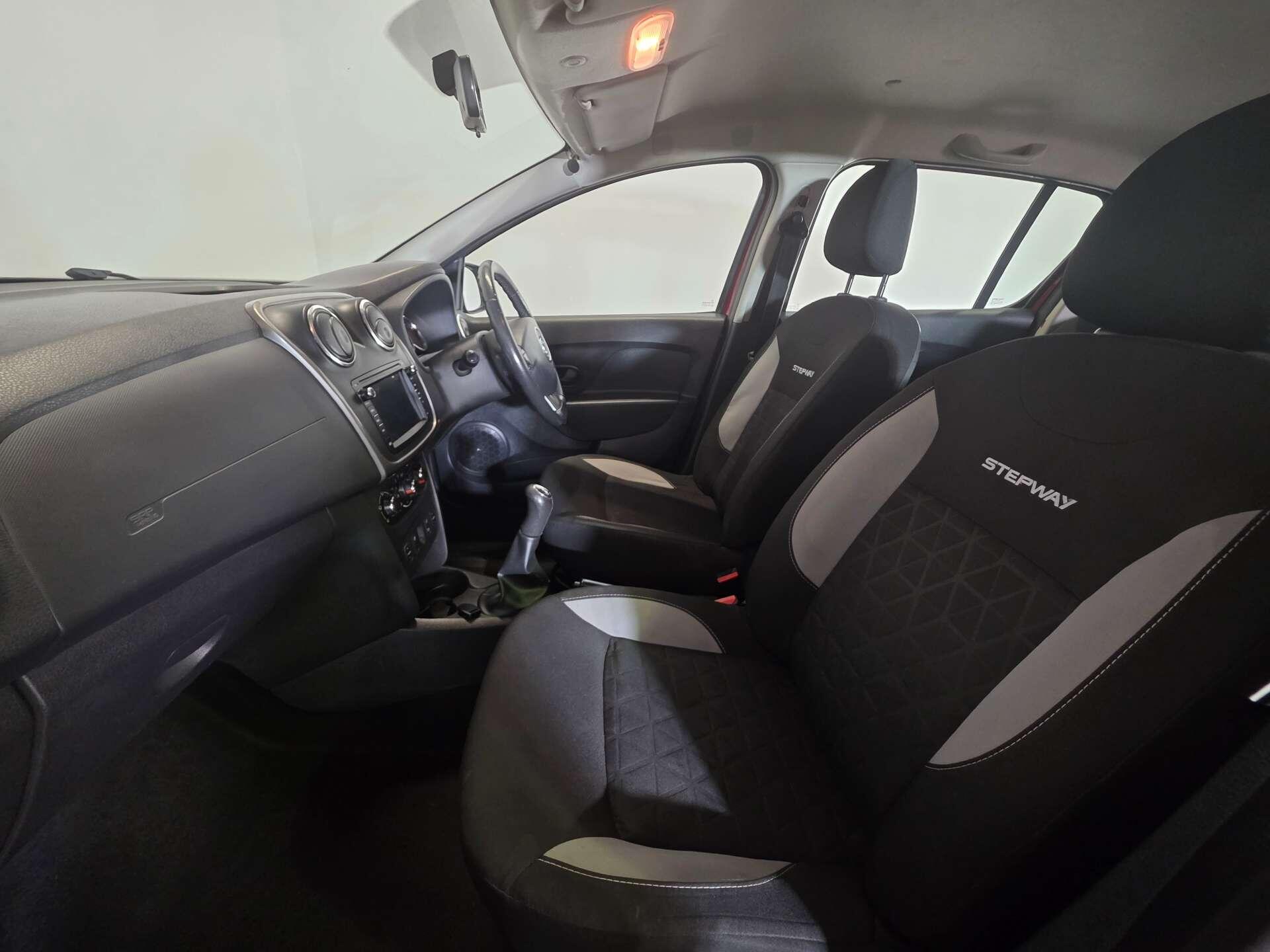 Dacia Sandero view 49