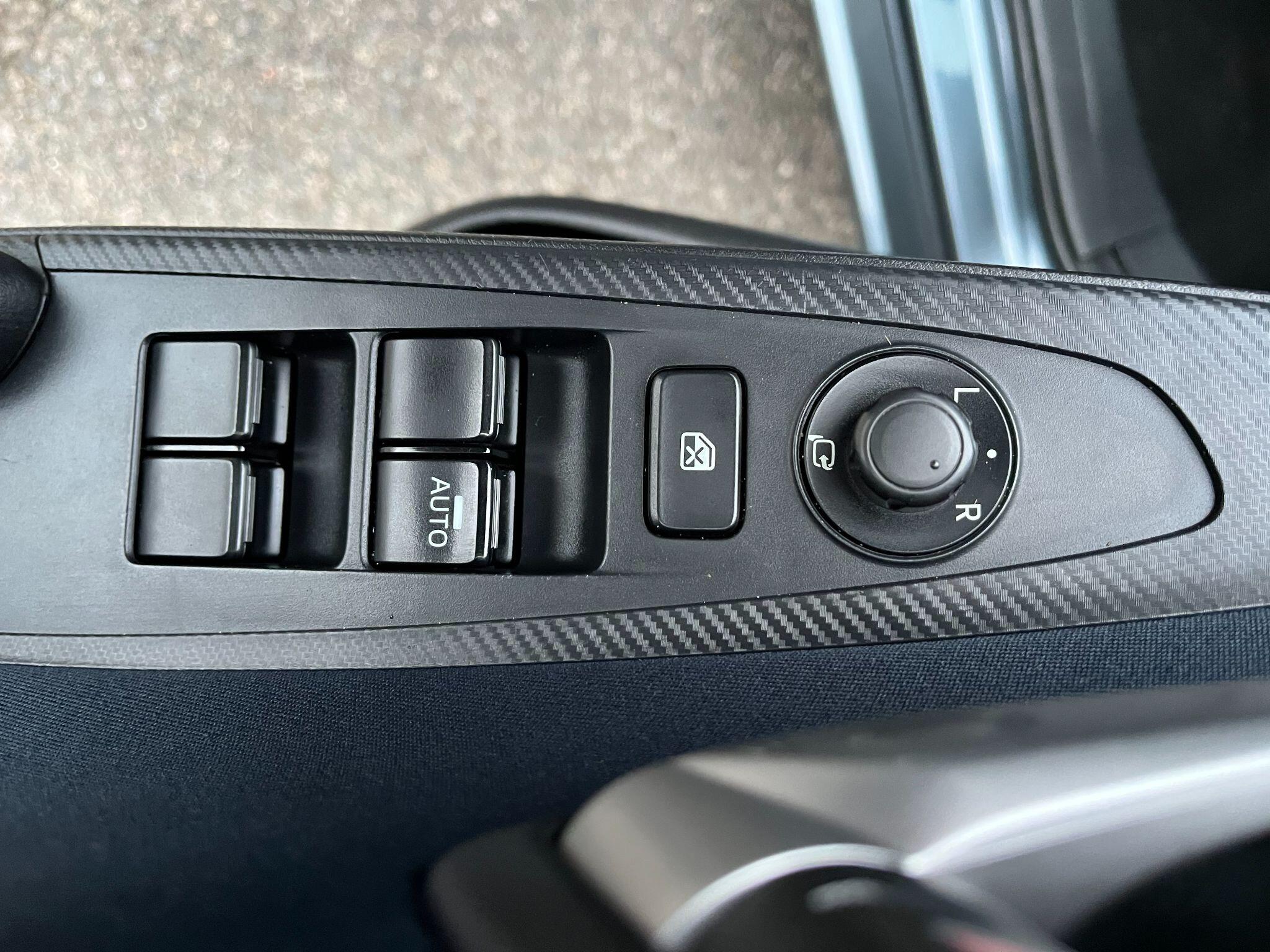 Mazda Skyactiv-G view 33