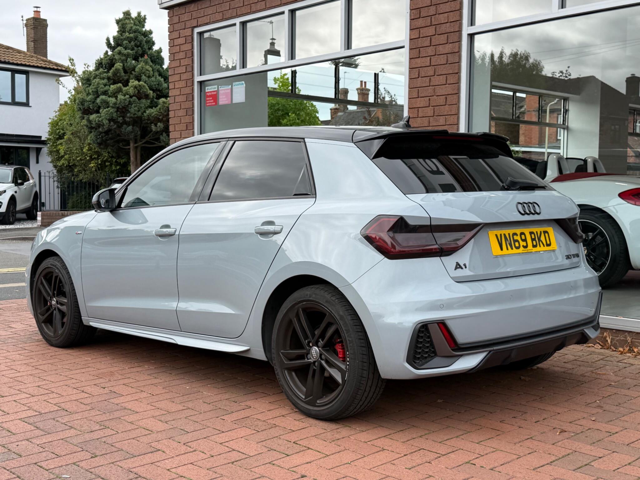 Audi A1 view 5