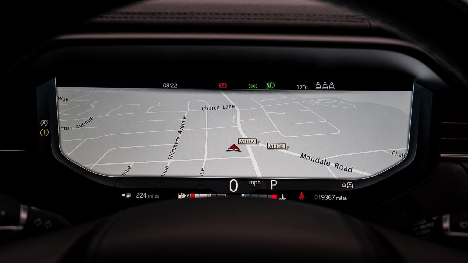 Land Rover Range Rover Sport view 26
