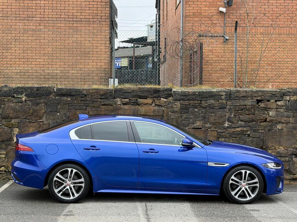 Jaguar XE view 8