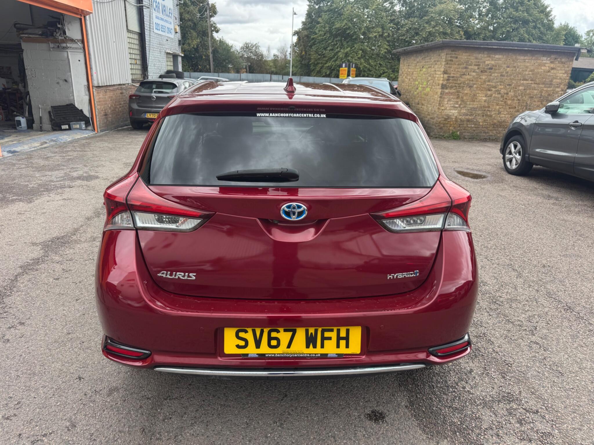 Toyota Auris view 6