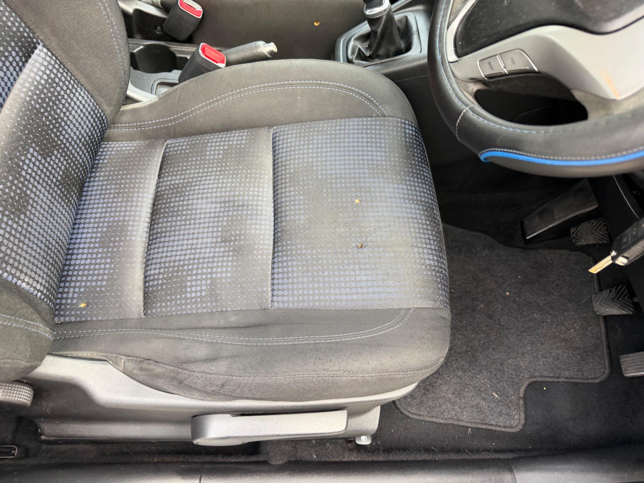 Hyundai Ix20 view 13