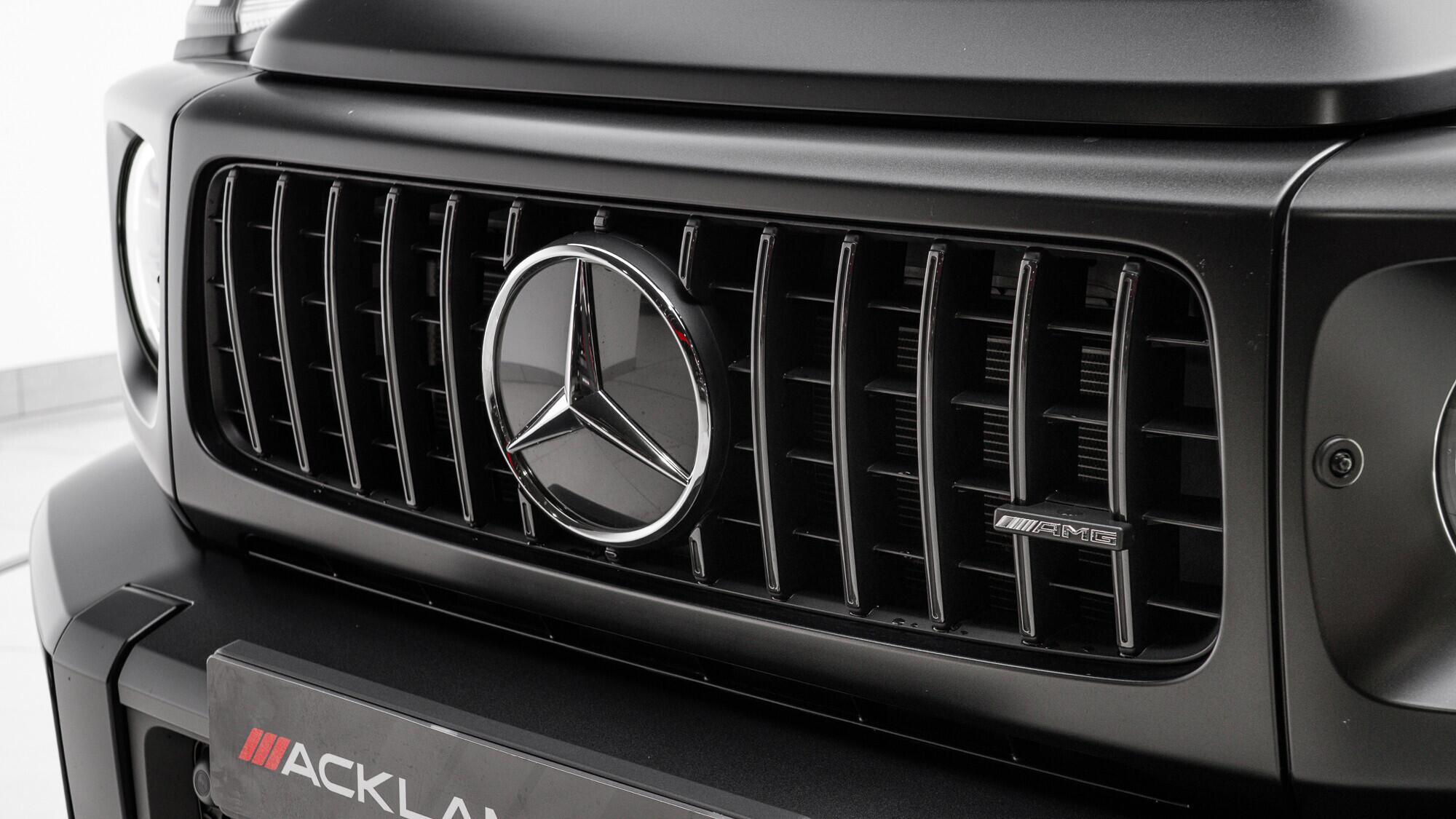 Mercedes-Benz G-Class view 13