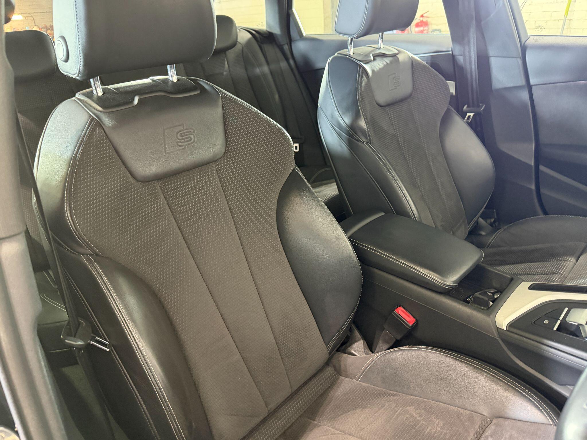 Audi A4 view 18