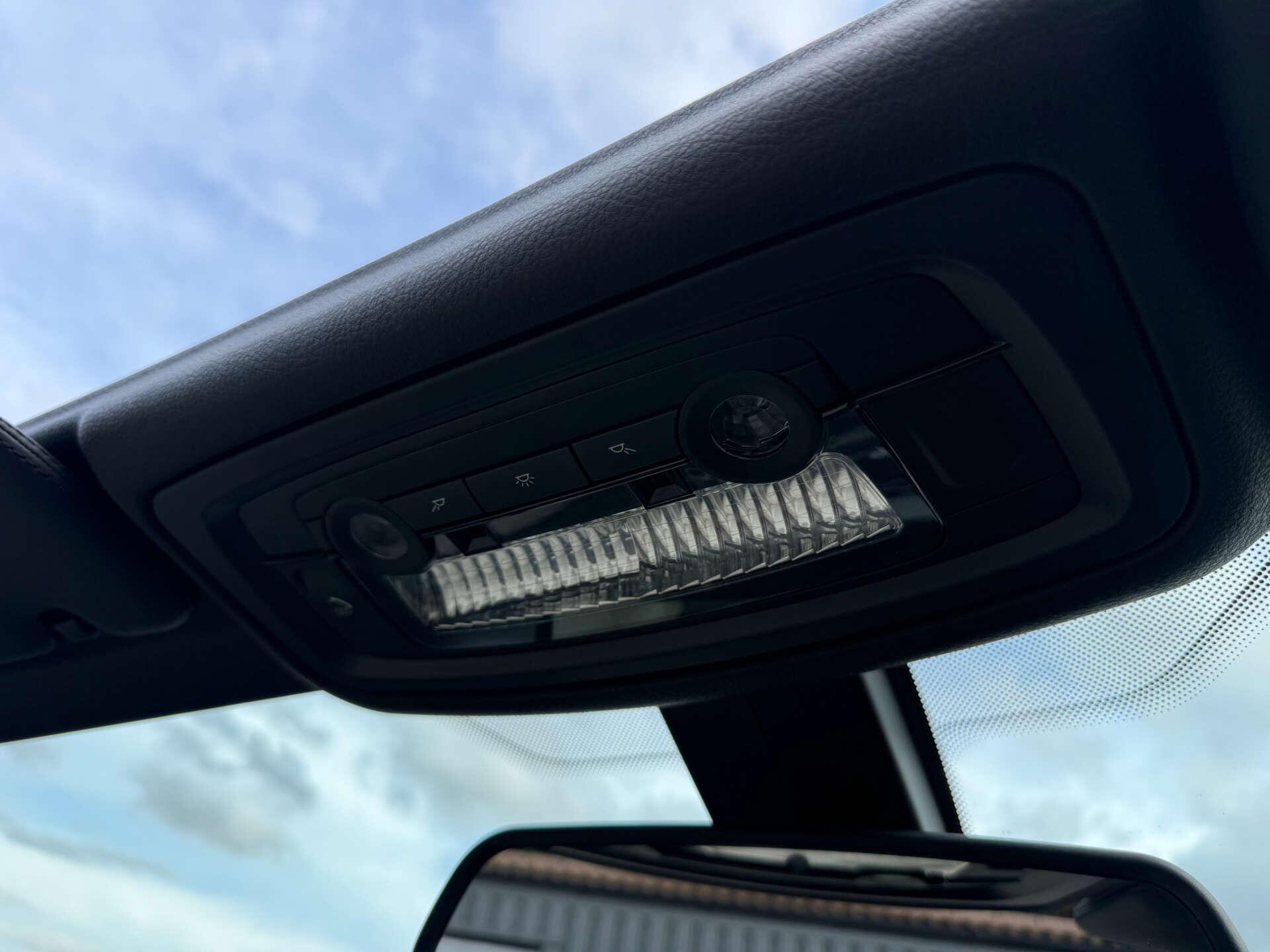 BMW 6 Series view 65