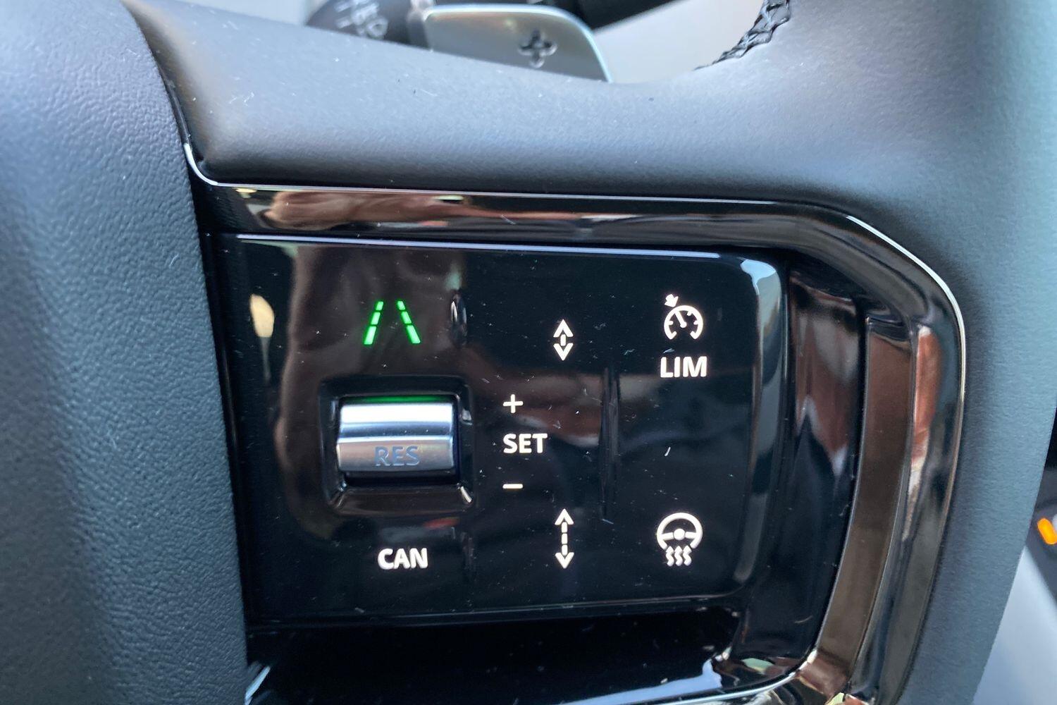 Land Rover Range Rover Evoque view 26