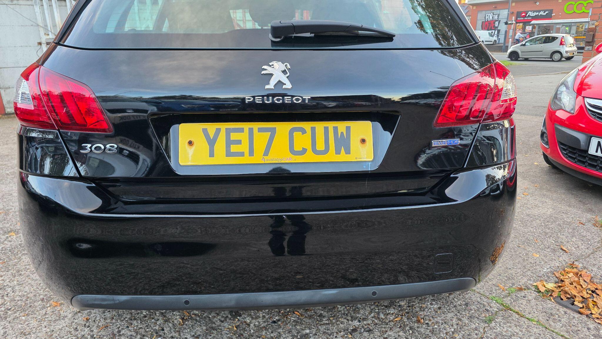 Peugeot 308 view 12