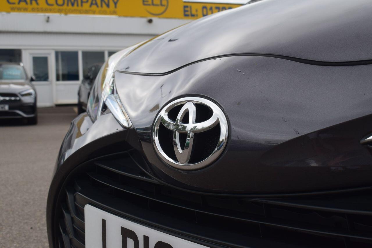 Toyota Yaris view 7