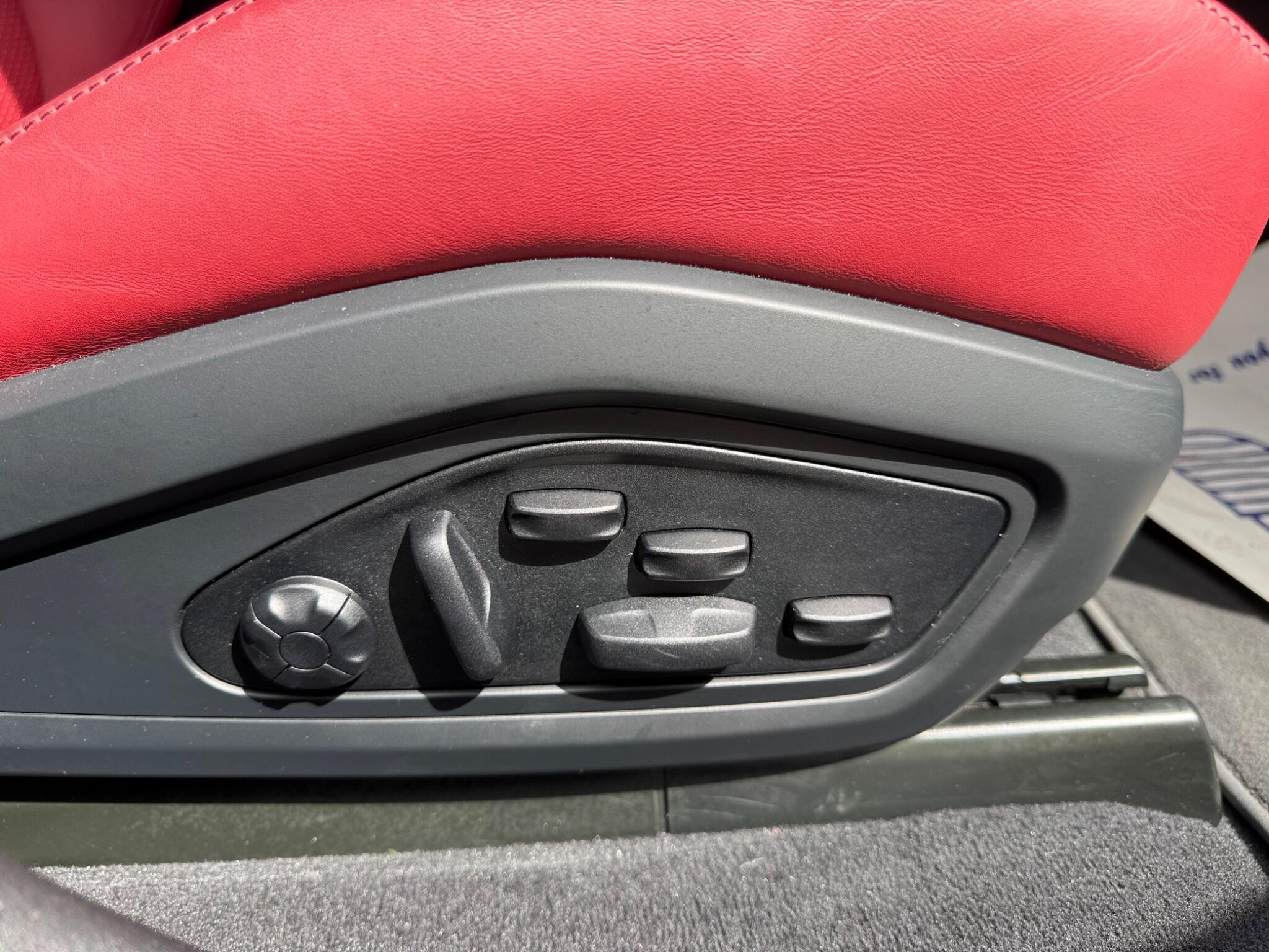 Porsche Taycan view 18