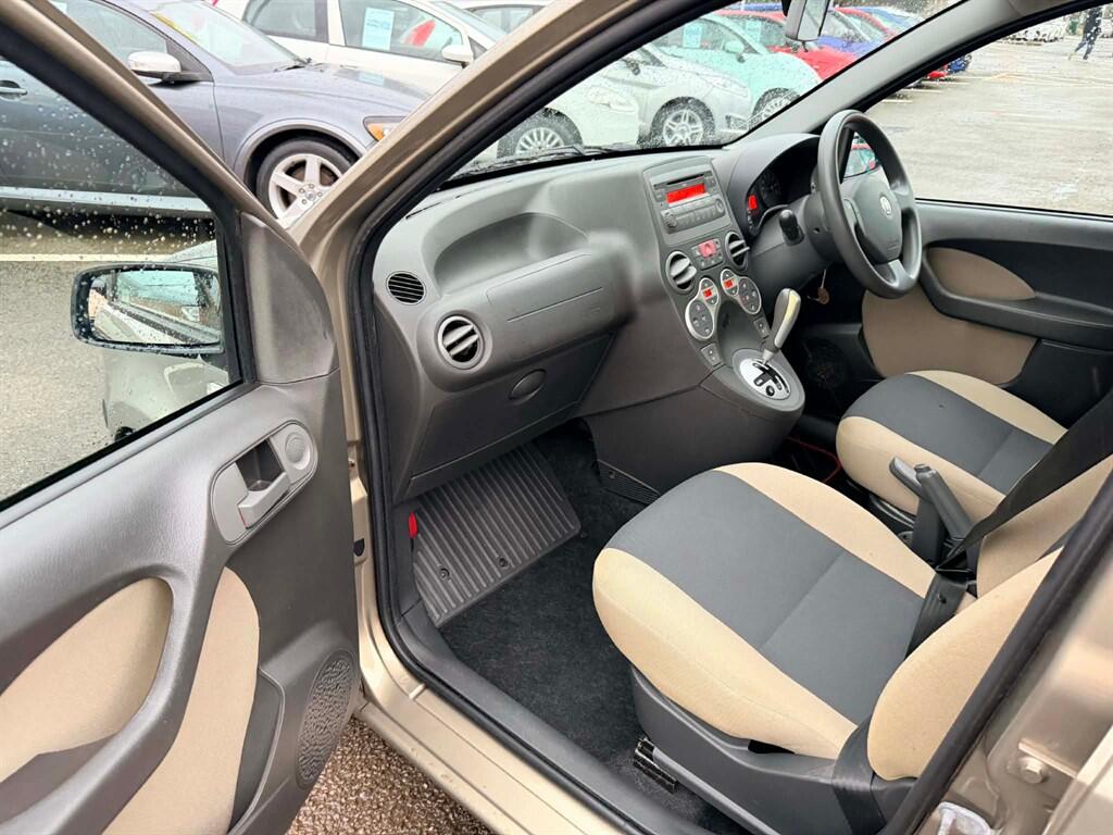 Fiat Panda view 16