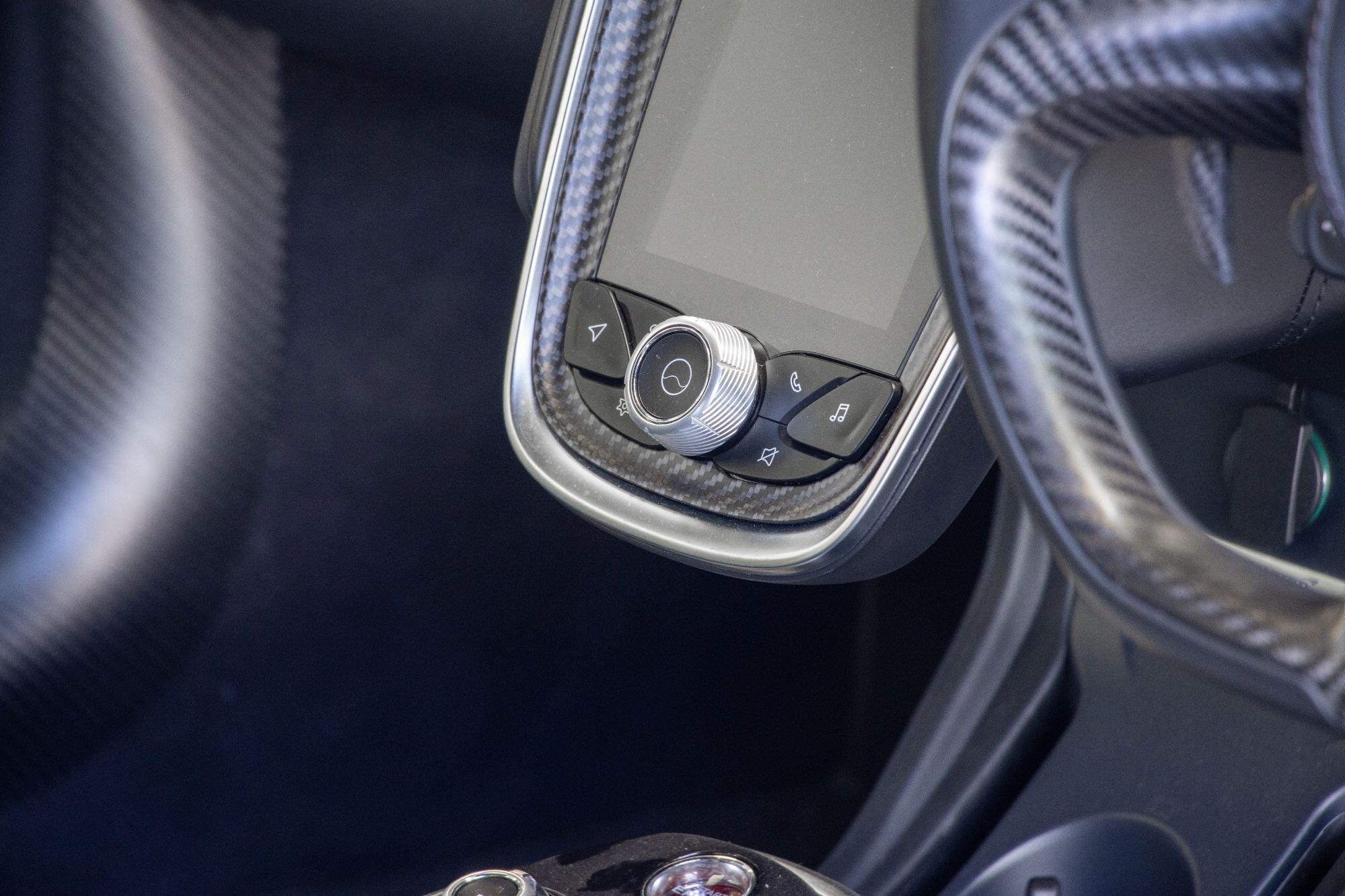 Mclaren GT view 45