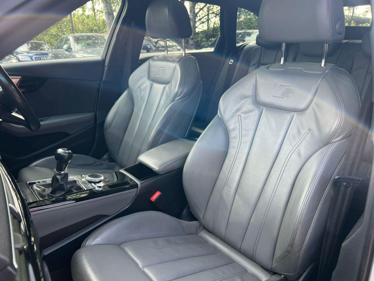 Audi A4 view 15